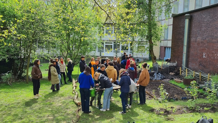 Arbeit im Wurzelwerk