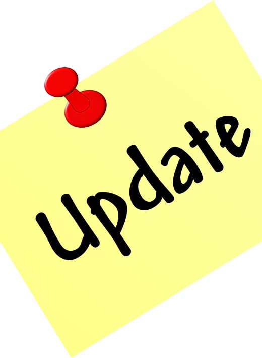 update-openclipartvectors-pixabay-520x710 gelbes Postit, auf dem "Update" steht mit einem roten Pin an einen weißen Hintergrund geheftet